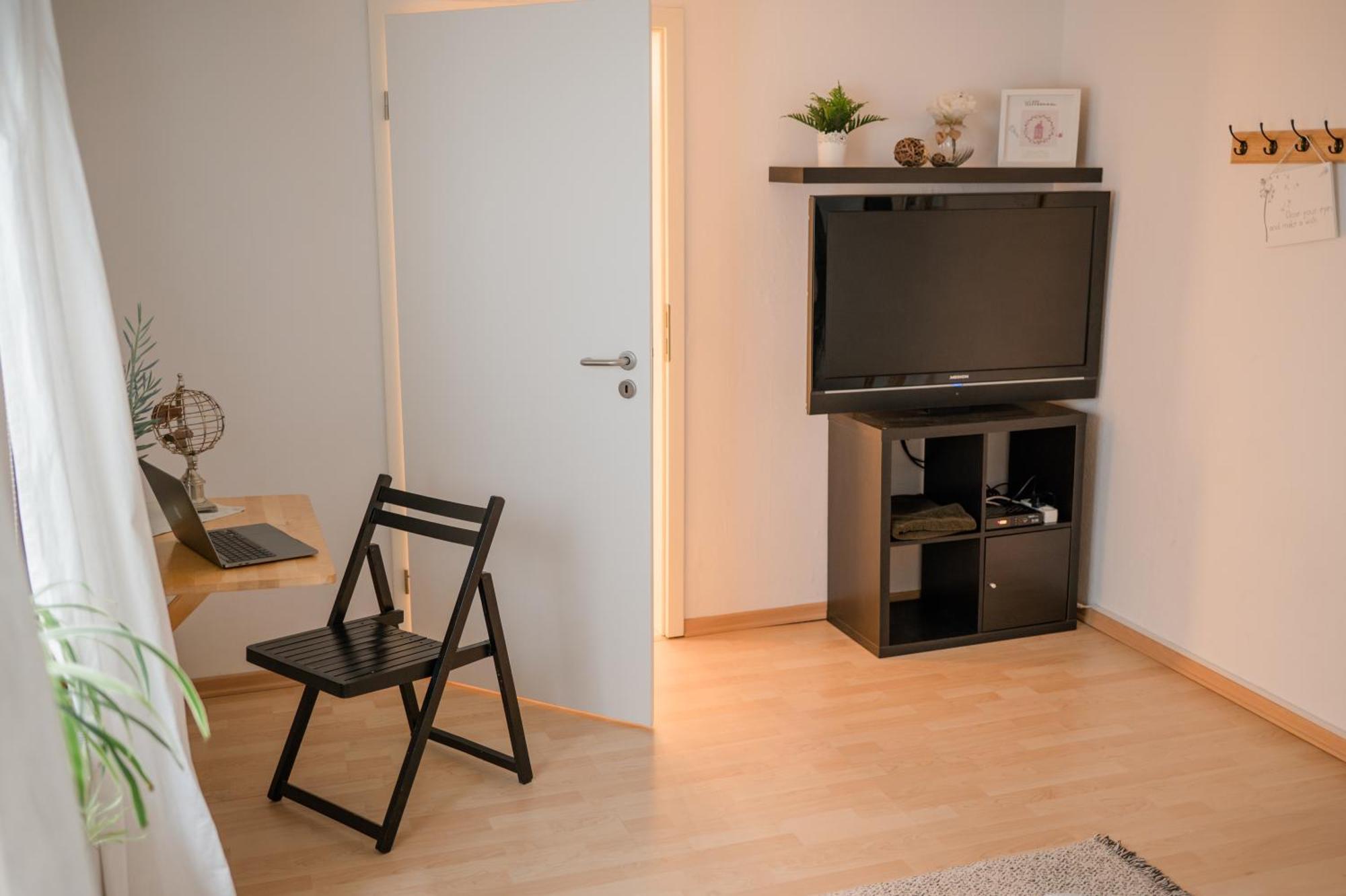 Buchlindenweg - Zimmer & Ferienwohnung Breitscheid  Extérieur photo